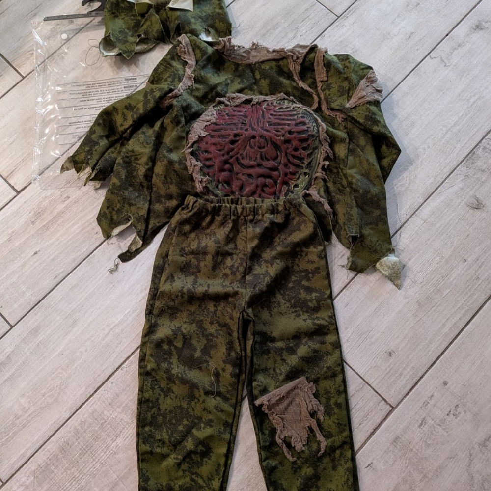a.n.a Kids Zombie Costume with Green and Red Accents